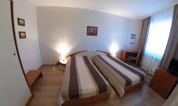 Фото номера Двухместный номер с 1 кроватью Отель Hotel Accent г. Razgrad 3
